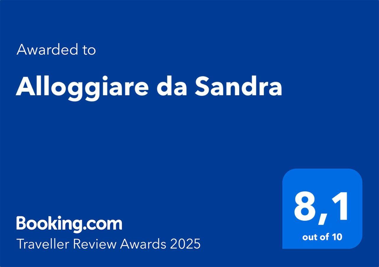Alloggiare Da Sandra Рим Екстериор снимка